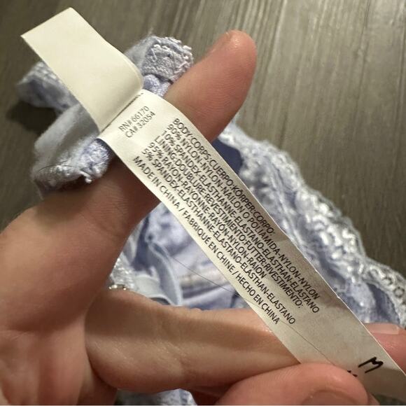 Urban Outfitters Out From Under Lavender Purple Lace Bralette Size M NWT - Picture 4 of 4